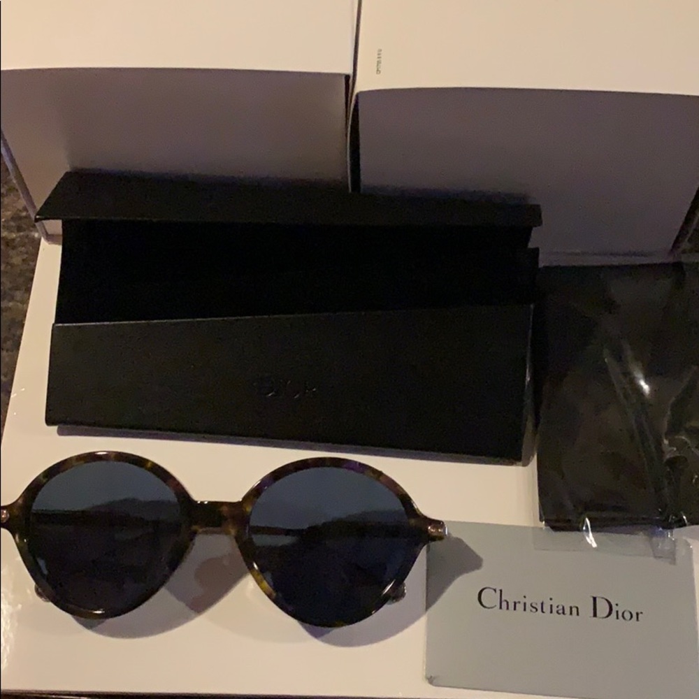 Brand new Dior Umbrage sunglasses